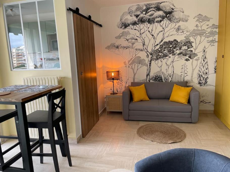 Studio Avec Vue Sur Marina Et Mer - 2 Adultes Et 1 Enfant Maximum Mandelieu Exteriér fotografie